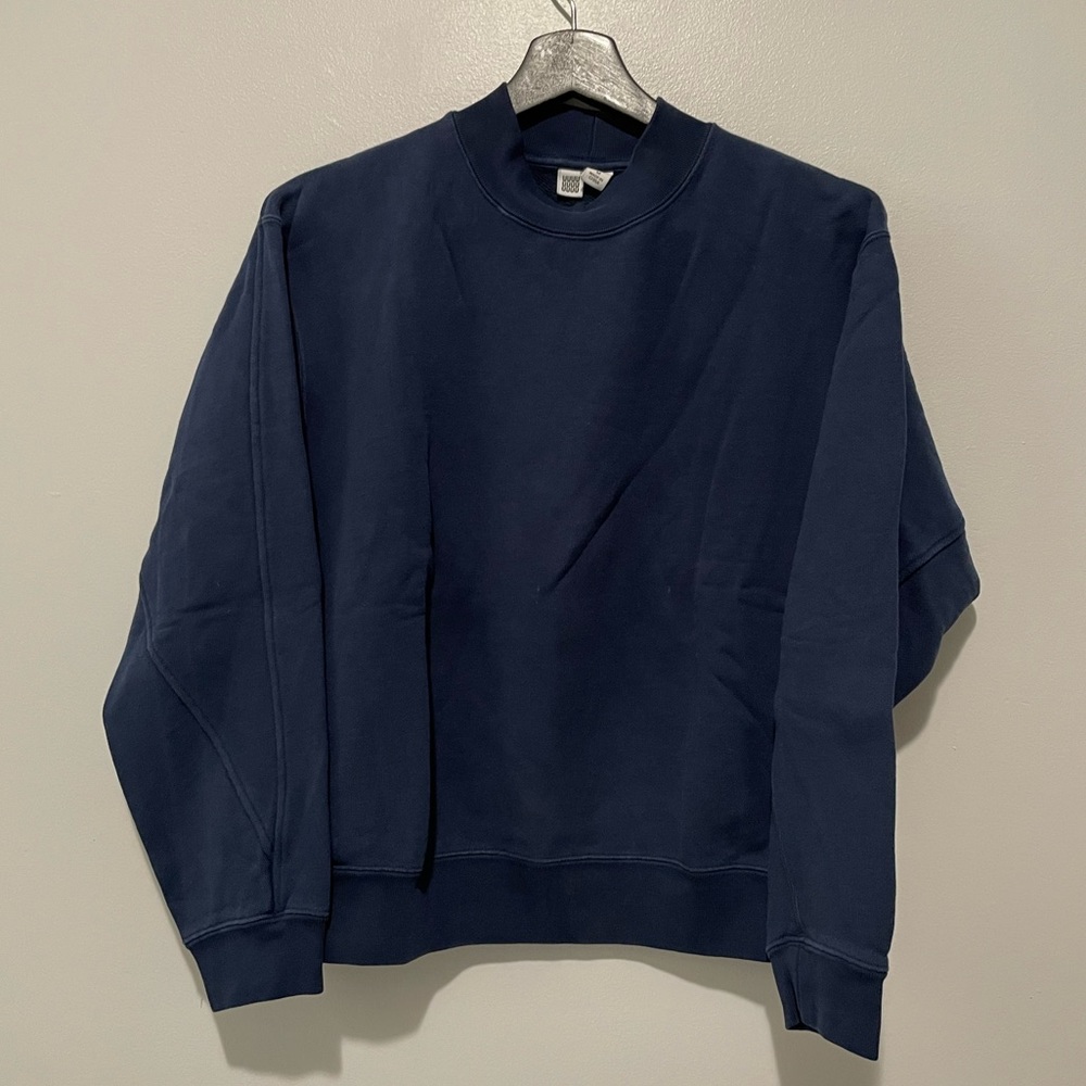 UNIQLO U Crewneck Sweater